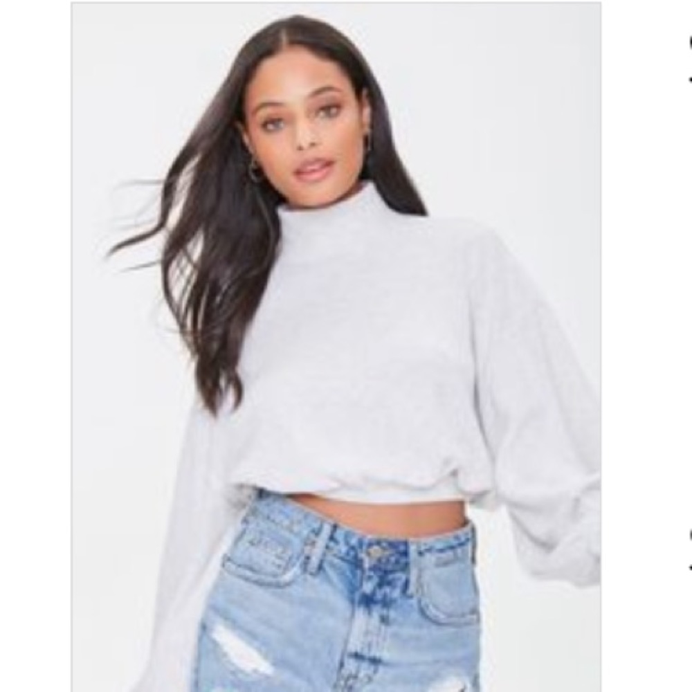Ribbed Mock Neck Crop Top